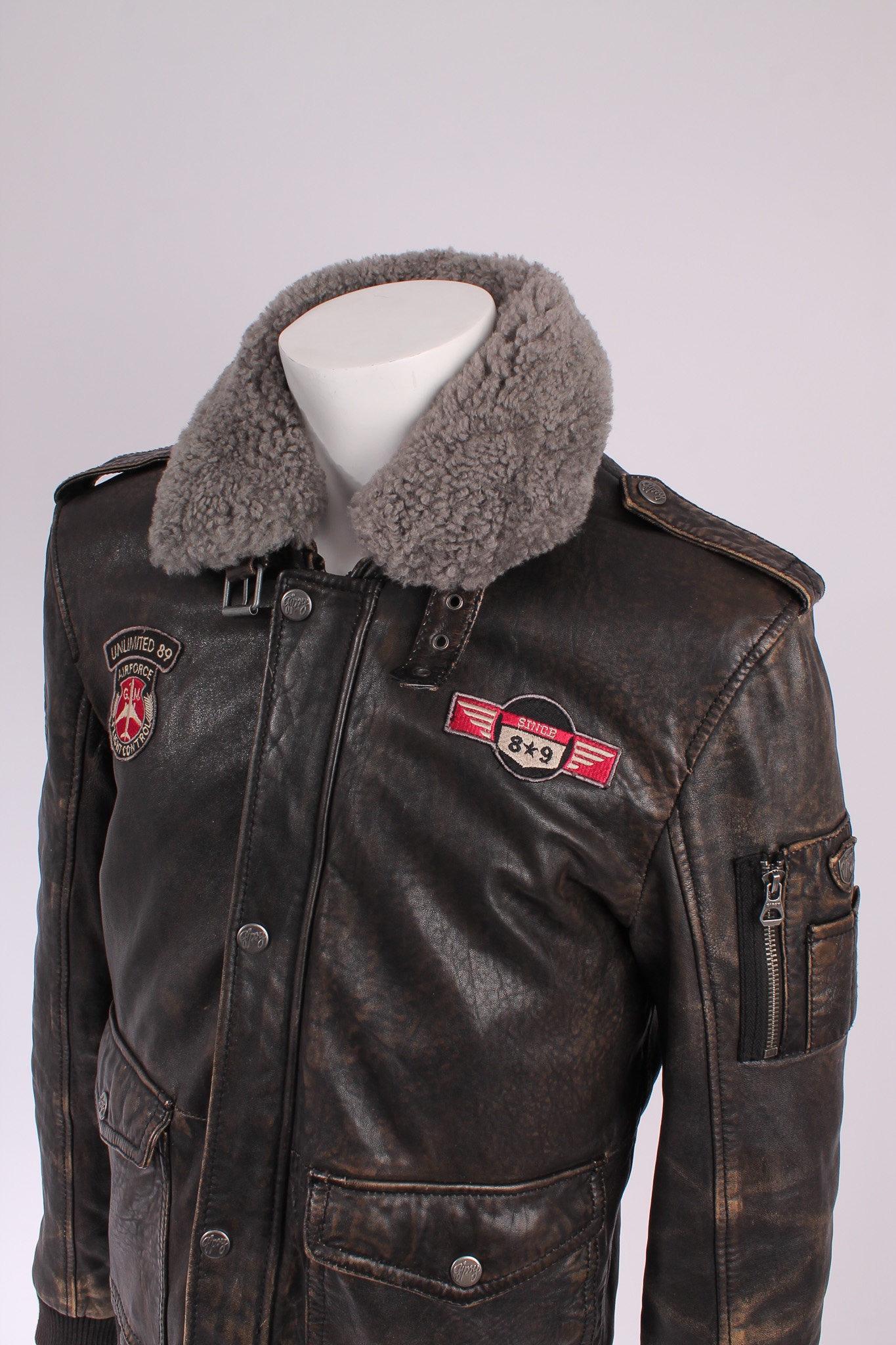 Alternative view of GIPSY Aviator jacket